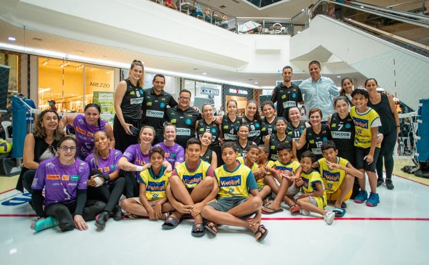 Campeonato de Voleibol Sentado: Prefeitura promove dia de integração com crianças do Projeto Viva Vôlei