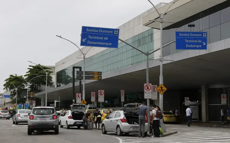 Secretaria descarta aumento de passageiros no Santos Dumont