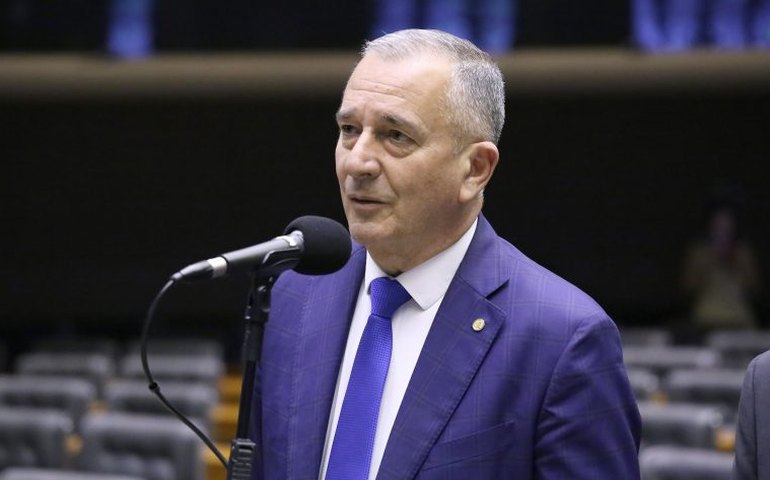 Comissão debate duplicação da Rodovia Presidente Dutra na Baixada Fluminense