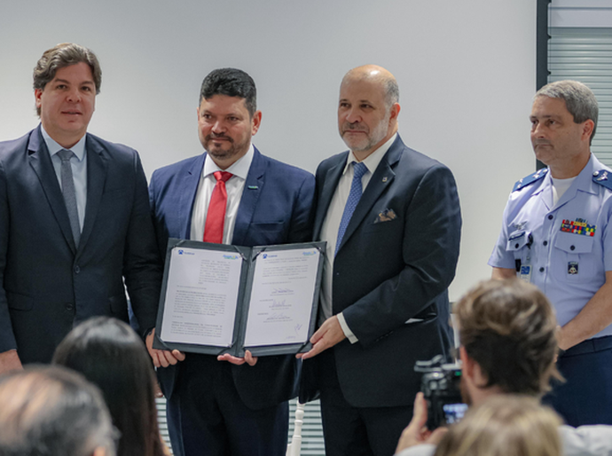 Nova etapa do programa Escolas Conectadas vai levar internet via satélite para 4,1 mil escolas públicas