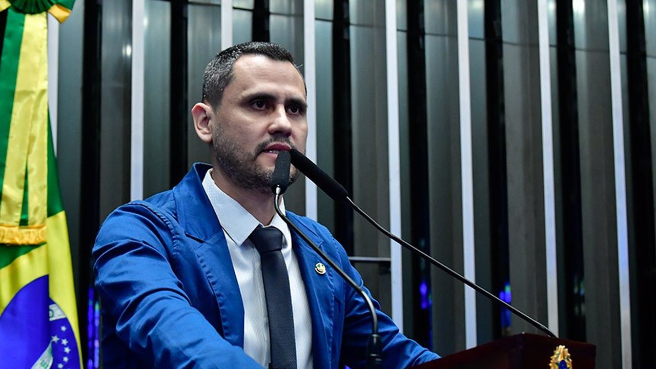 Cleitinho nega troca de votos por emendas parlamentares
