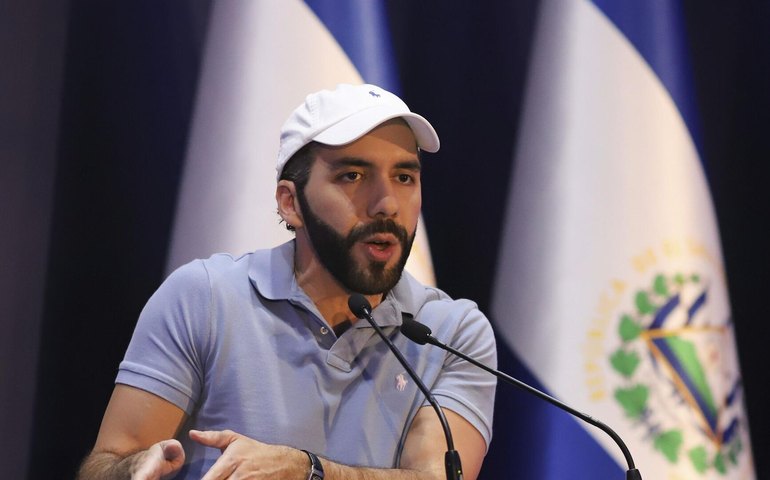 Bukele propõe 'acordo humanitário' a Maduro envolvendo troca de venezuelanos deportados dos EUA