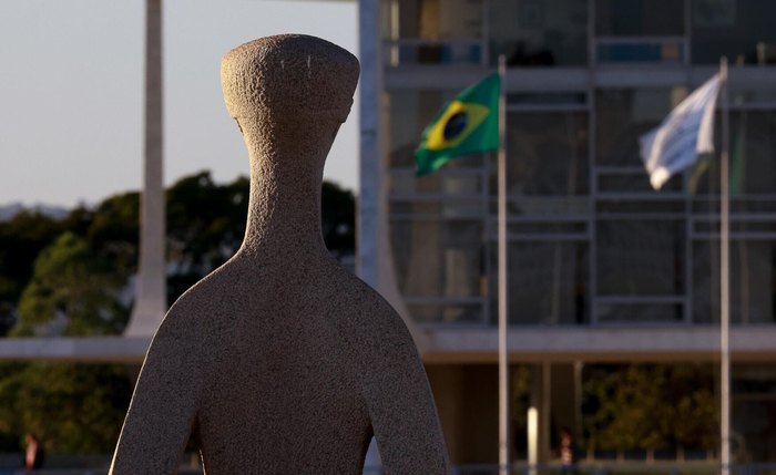 STF já tem maioria para barrar suspensão de ação contra Ramagem e Bolsonaro STF já tem maioria para barrar suspensão de ação contra Ramagem e Bolsonaro