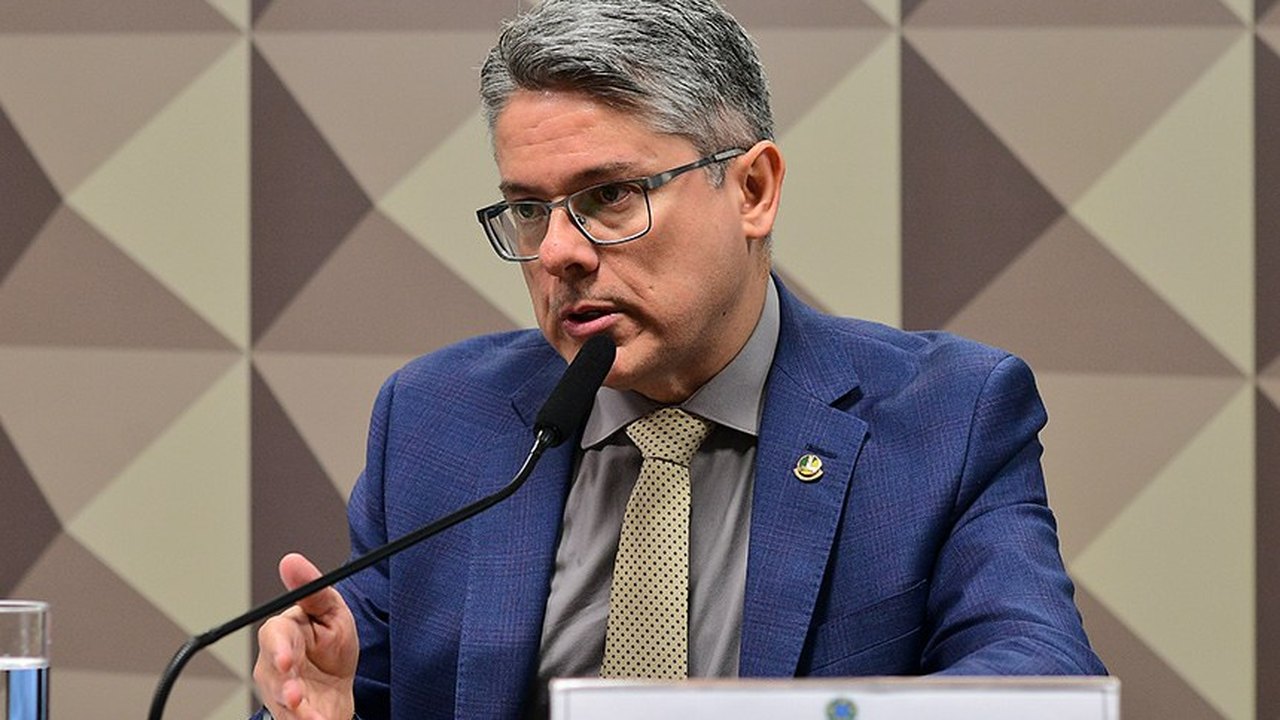 Vieira classifica rejeição de Messias como 'impeachment preventivo' e manobra política