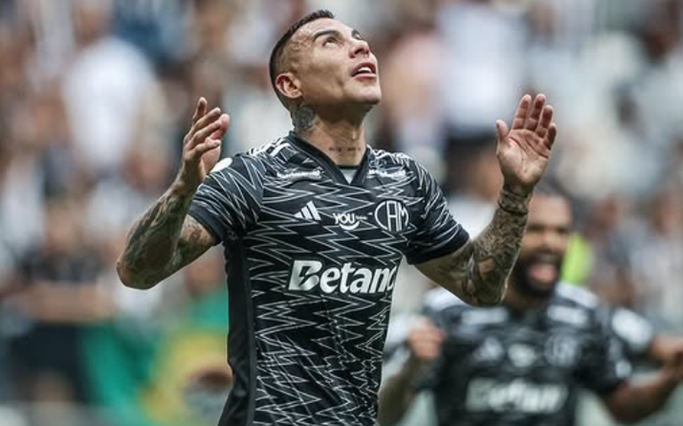Vargas rebate críticas por gols perdidos na Libertadores e alfineta ex-técnico do Atlético-MG