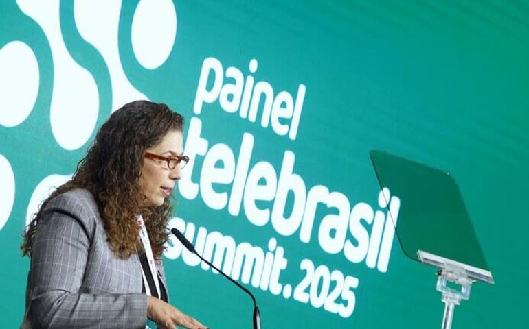 Governo brasileiro vai investir R$ 23 bilhões em inteligência artificial, anuncia ministra