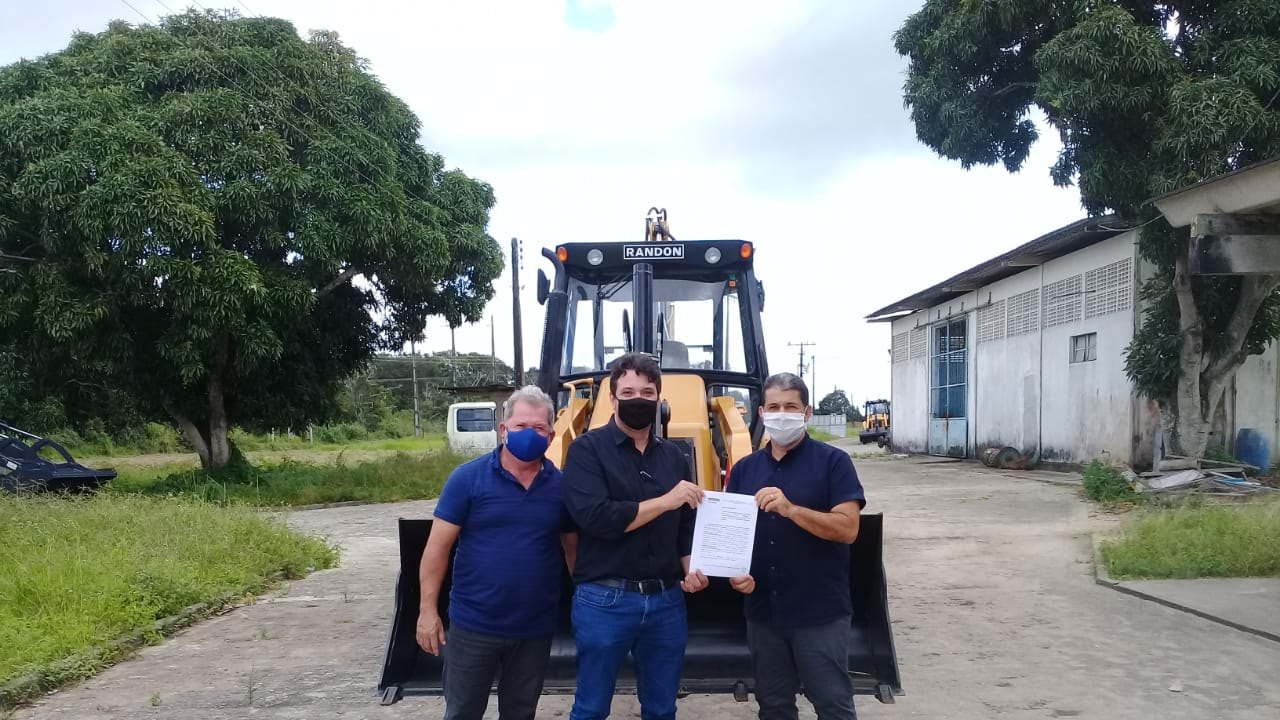 Codevasf investe em retroescavadeiras para os municípios de Anadia e Branquinha