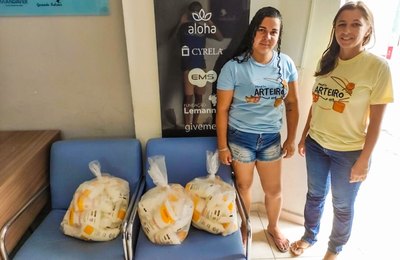 Distribuição de leite ajuda famílias alagoanas em situação de vulnerabilidade