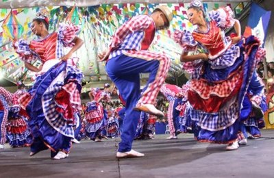 Autêntico forró nordestino e atrações culturais animam festejos juninos em AL