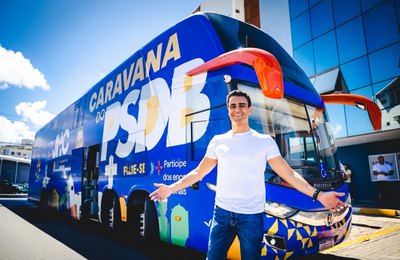 MDB tenta mais uma vez proibir circulação do ônibus conhecido como “Busão da Mudança” de JHC