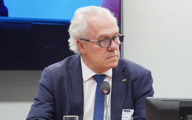 Comissão de Educação ouve presidente do Inep sobre vazamento no Enem 2025