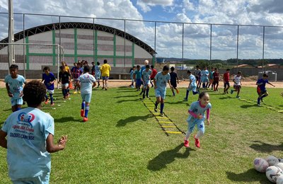 Número de matriculas na Escolinha Municipal de Esportes de Lagoa da Canoa deve chegar a 300 neste ano