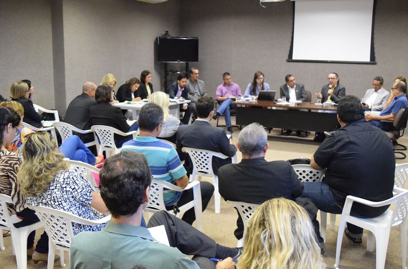 ALE promove reunião temática sobre o PEE debate a Educação Superior, Ciência e Tecnologia