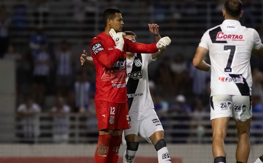 CSA perde para a Ponte Preta em Maceió; goleiro marca e garante Macaca no G-4 da Série C