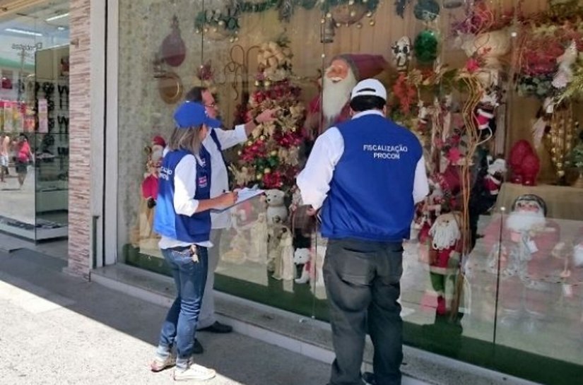 Procon Alagoas inicia “Operação Natalina” em shoppings e comércio