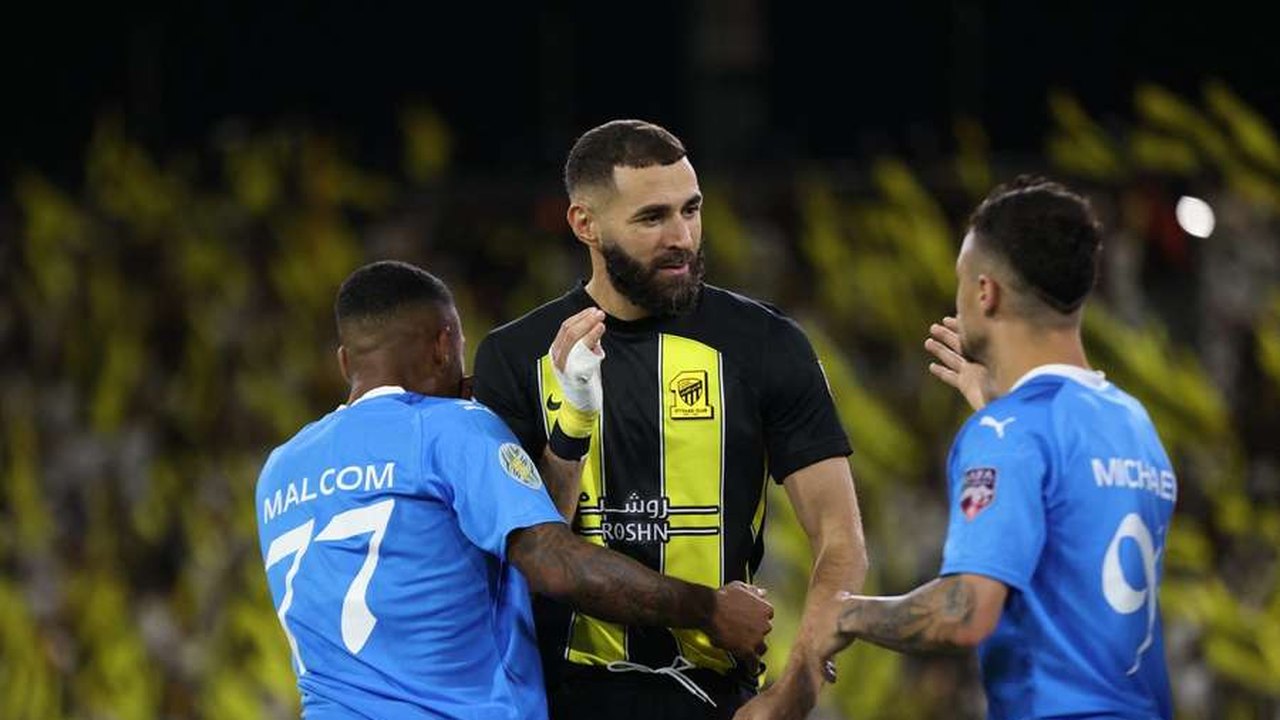 Benzema falta à reapresentação do Al-Ittihad e aumenta boatos sobre uma suposta saída do clube