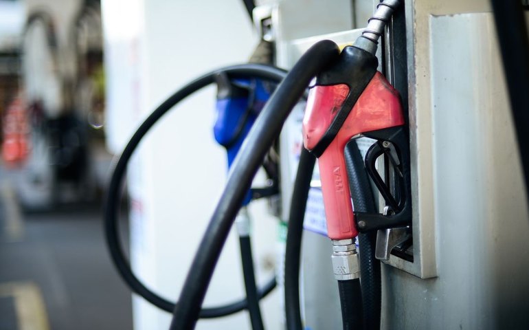 Diesel S-10 cai 1,58% na 2ª semana de maio e atinge menor preço do ano, diz pesquisa
