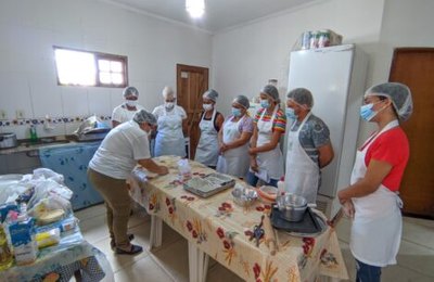 Prefeitura de Piaçabuçu promoveu Curso de Fabricação de Pães Caseiros