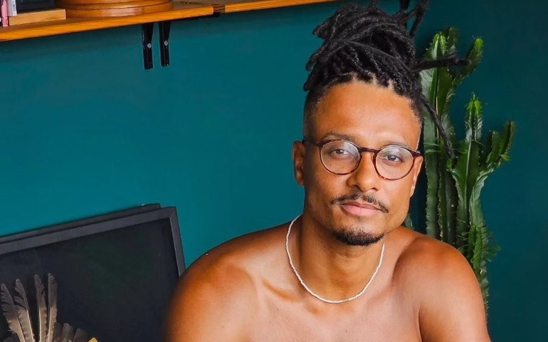 Ator Orlando Caldeira é retirado do coma após sofrer acidente em Salvador