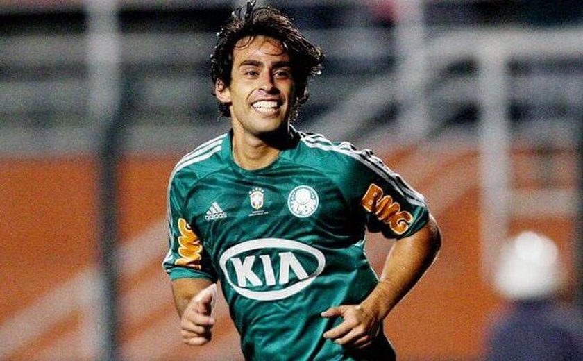 Valdivia, ex-Palmeiras, confirma encerramento da carreira como jogador de futebol
