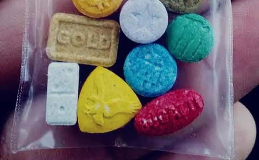 Paraguaio é preso com 275 mil comprimidos de ecstasy no Galeão