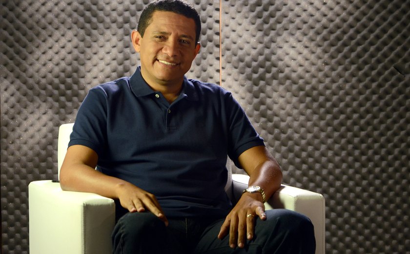 Júlio Cezar aposta em propaganda de TV para subir nas pesquisas