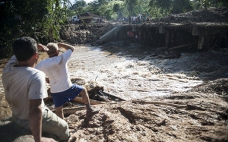Sobe para 17 o número de mortes em Itaoca