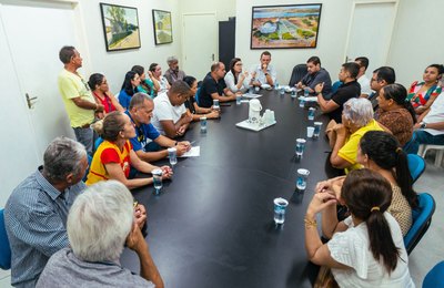  Prefeitura e permissionários buscam soluções para coleta de lixo nos espaços públicos de Arapiraca
