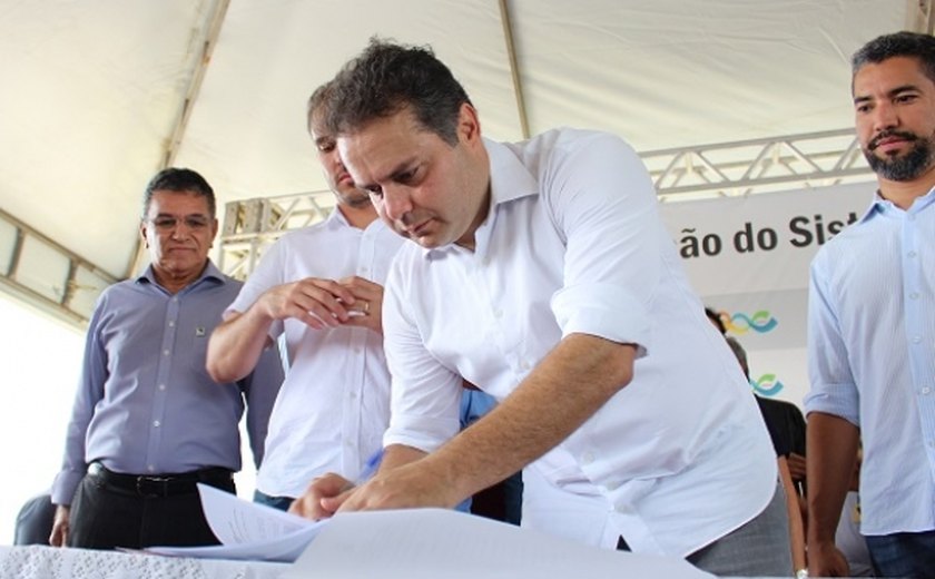 Governador assina convênio para funcionamento do Juceal Express em Murici