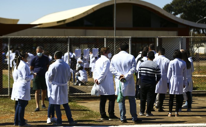 Inep aplica prova de habilidades clínicas do Revalida