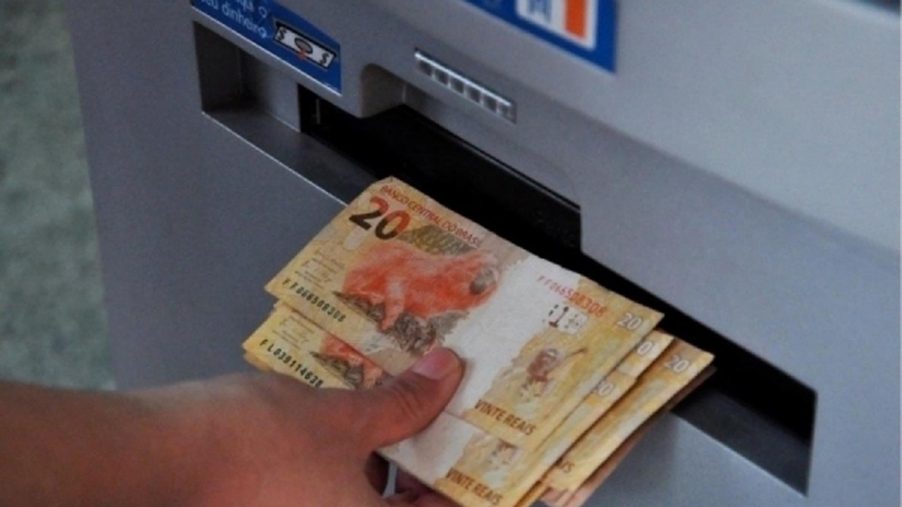 Governo do Estado libera primeira faixa salarial nesta sexta-feira (31)