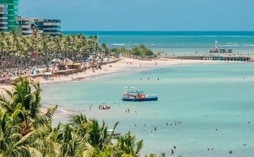 IMA-AL aponta trechos impróprios para banho em Maceió e litoral alagoano