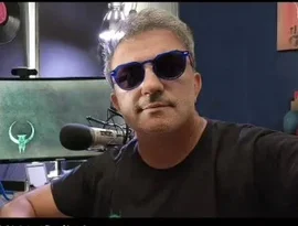 Morre o dublador Figueira Júnior, de Futurama e Dragon Ball, aos 60 anos de idade