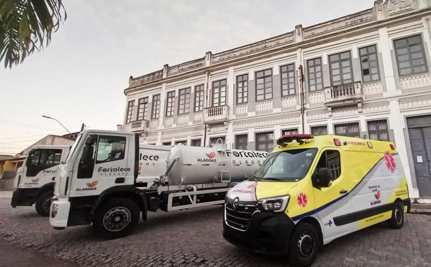 Estado autoriza 10 km de pavimento asfáltico e entrega veículos em Viçosa