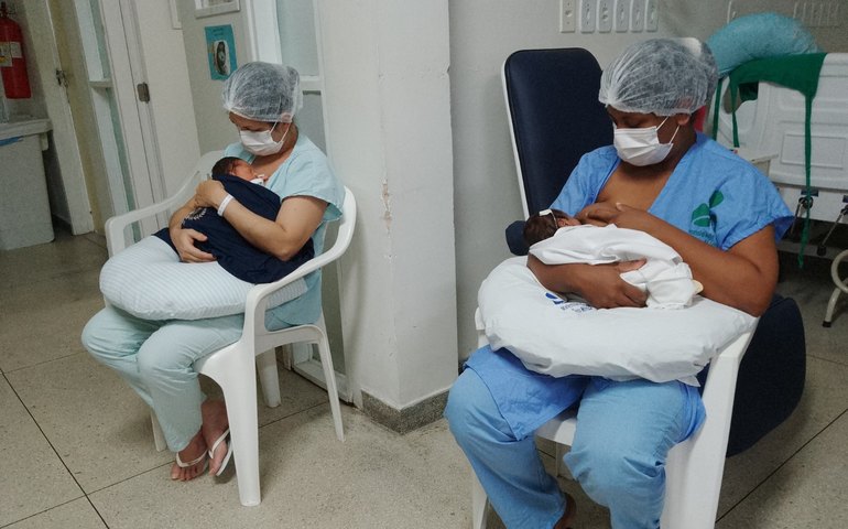 Maternidade Escola Santa Mônica lança campanha para arrecadação de almofadas de amamentação