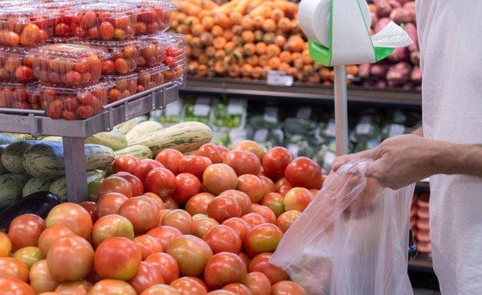 O tomate teve queda em 26 das 27 capitais pesquisadas na comparação de agosto para setembro