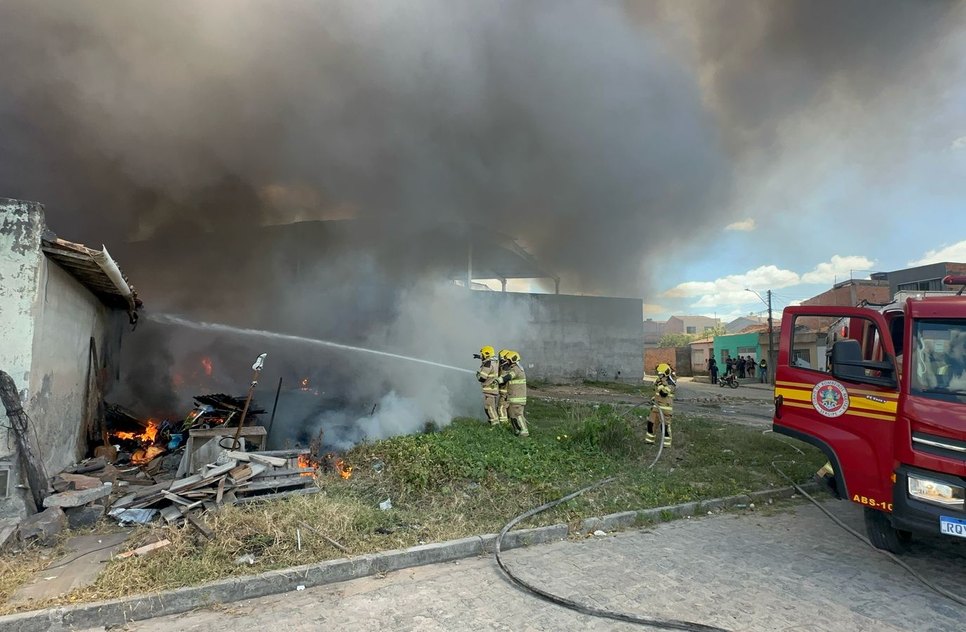 WhatsApp Image 2025-04-30 at 14.26.33 / Foto: Foto: Bombeiros/ Divulgação