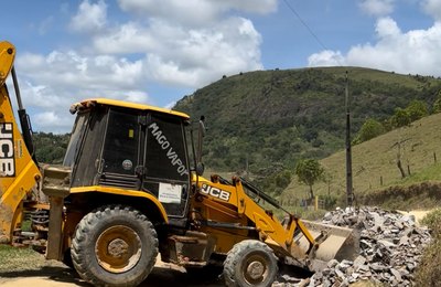 Prefeitura de Santana do Mundaú segue realizando manutenção permanente dos acessos à zona rural