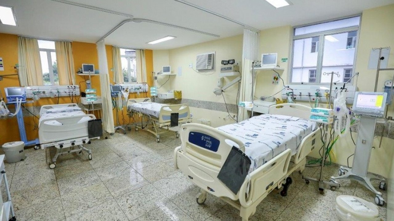 Governo do Estado entrega mais 10 leitos de UTI para Covid-19 no Hospital Veredas