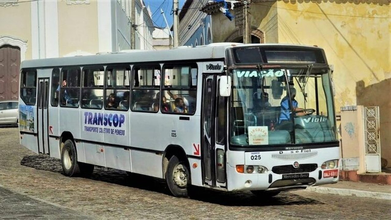 Linhas de ônibus serão reforçadas durante Penedo Trakto Show, com mudança de ponto do comércio para Escola Gabino Besouro