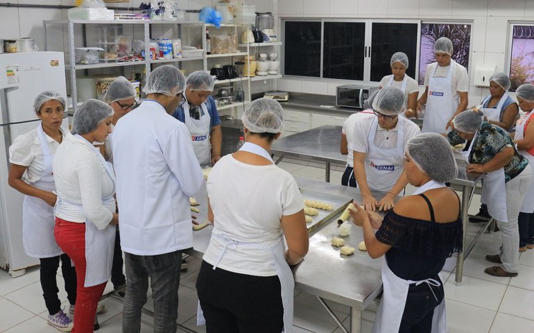 Cursos do Senai abrem portas para empreendedores