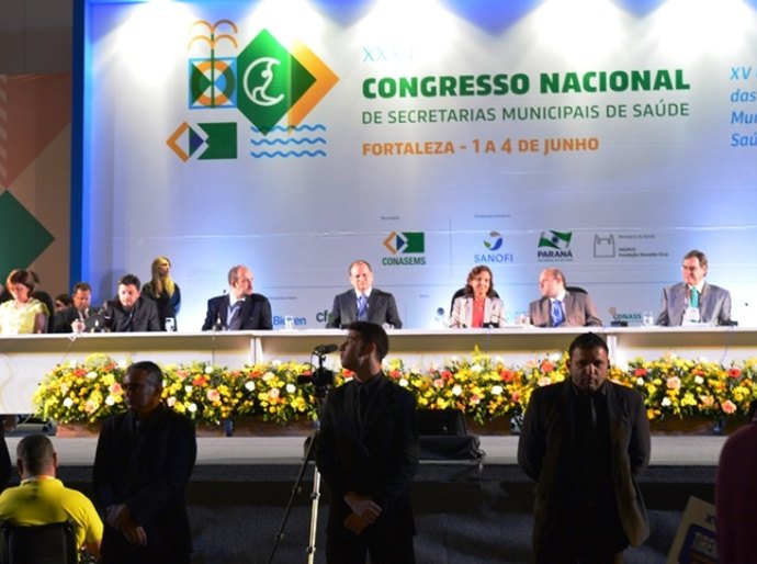 Abertura do Congresso de Secretários de Saúde é marcada por defesa do SUS