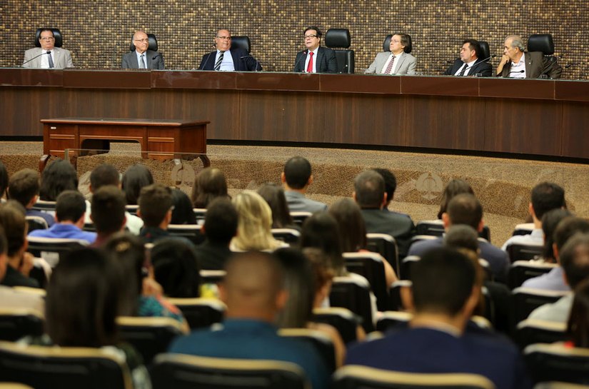 Cibele Moura pede ao governo do Estado que recupere  estradas na região Norte