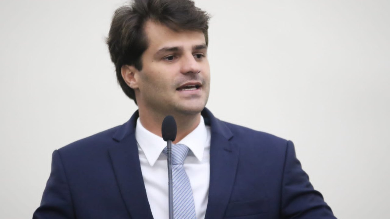 Breno Albuquerque fará homenagem a dona Maria do Cartório com projeto de ação social
