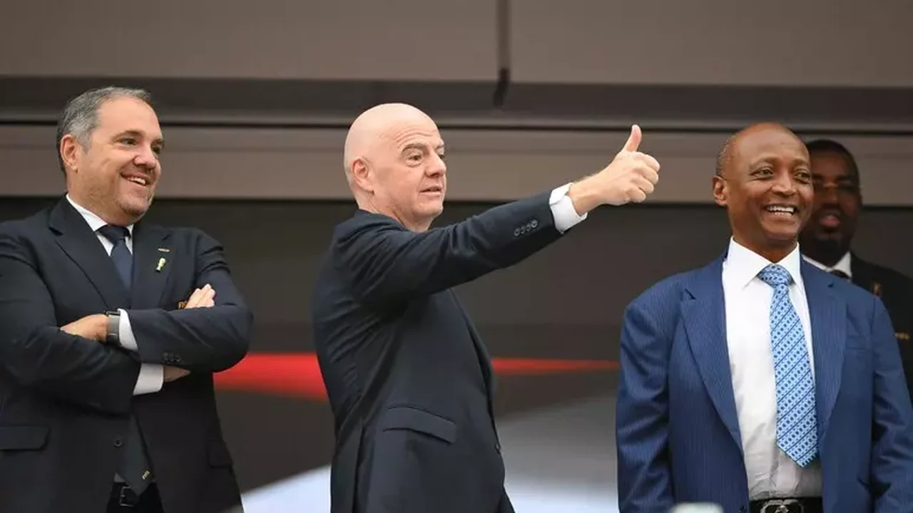 Infantino diz que Fifa estudará ampliar Copa do Mundo para 64 seleções