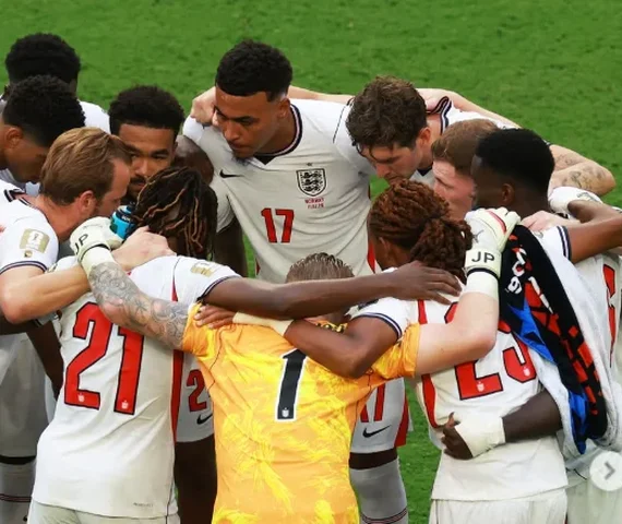 Inglaterra anula Haaland e avança às semifinais da Copa com brilho de Bellingham