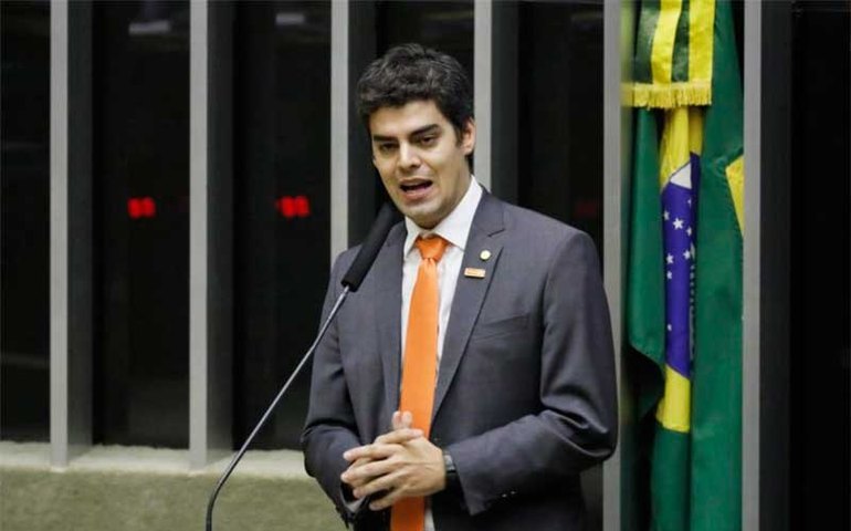 ‘O Novo é o único comprometido com uma 3ª via’, afirma Tiago Mitraud