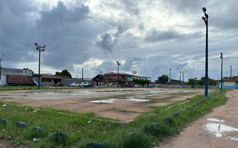 Benedito Bentes ganha Praça de Esportes no dia do aniversário do bairro
