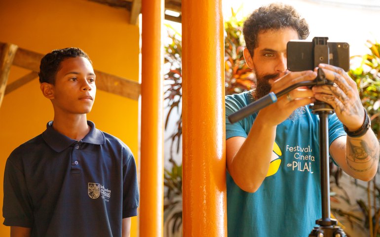 Alunos do Pilar produzem filme utilizando o celular durante oficina de cinema