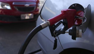Abastecer com gasolina vai ficar mais caro. / Foto: José Cruz/Agência Brasil